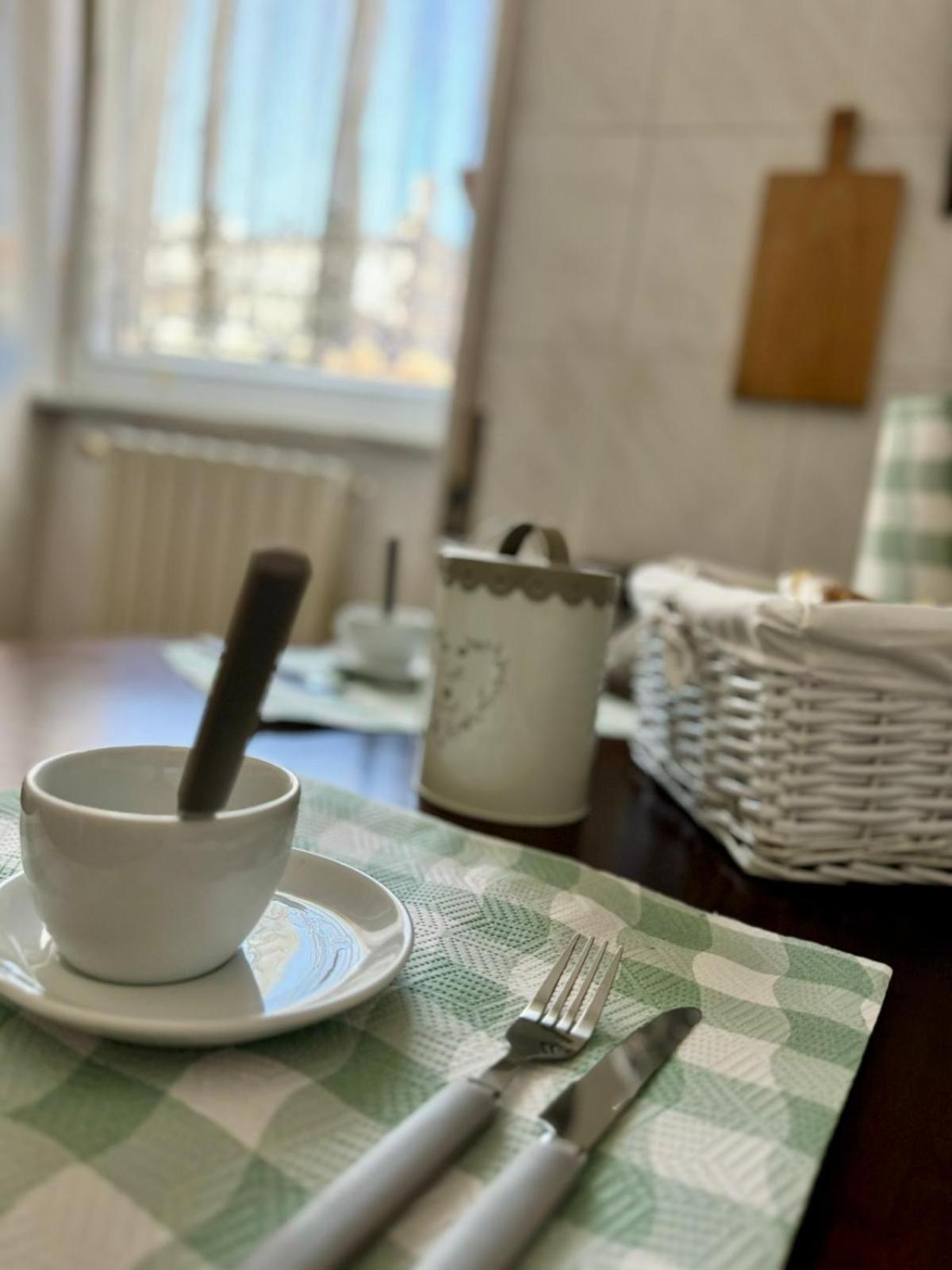 Ely House Apartamento Monte SantʼAngelo Exterior foto