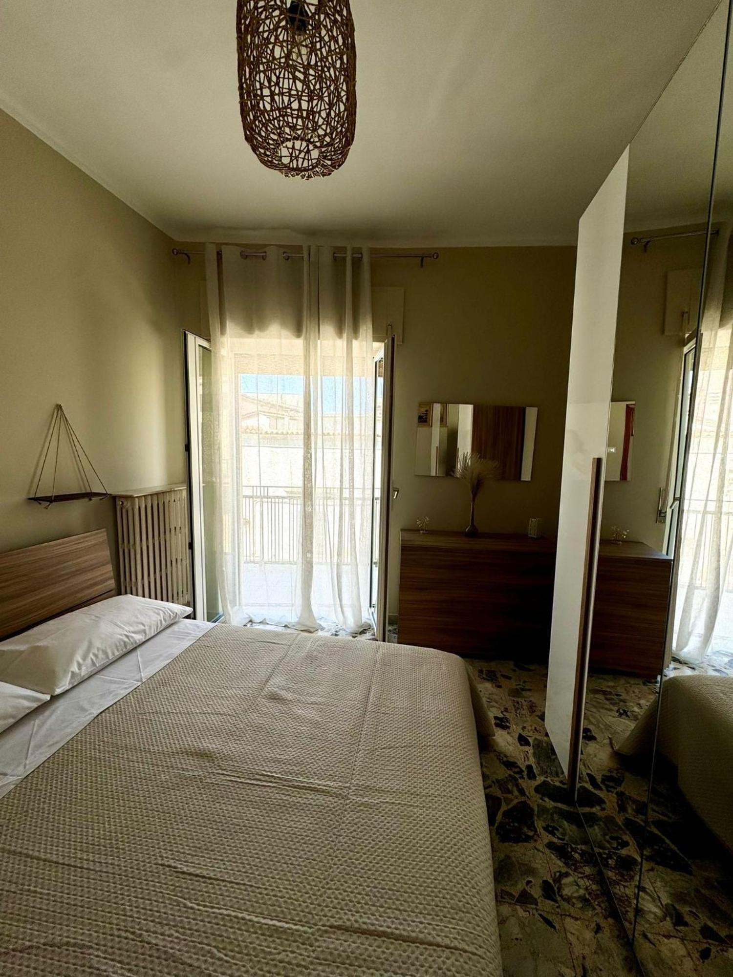 Ely House Apartamento Monte SantʼAngelo Exterior foto