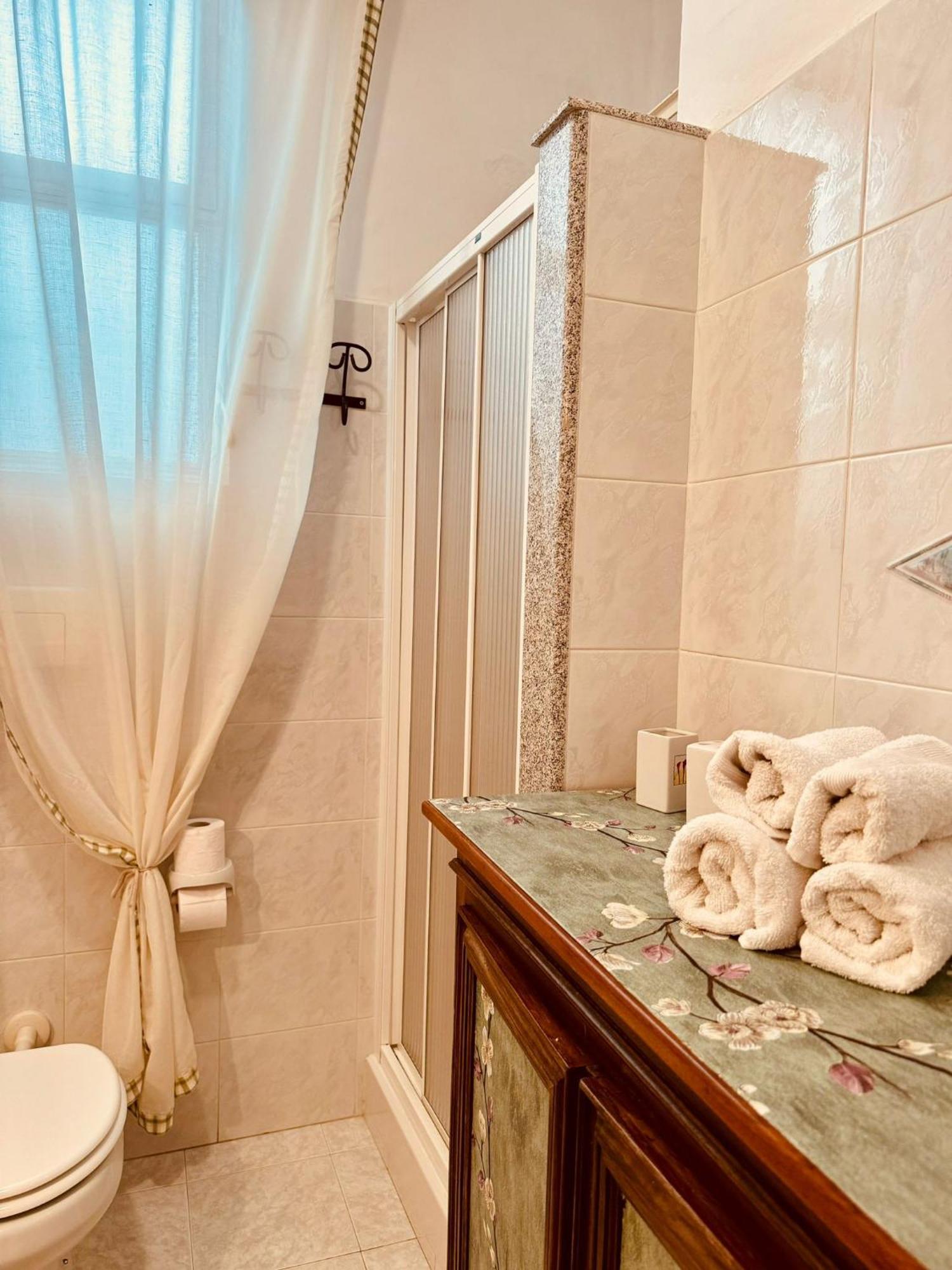 Ely House Apartamento Monte SantʼAngelo Exterior foto